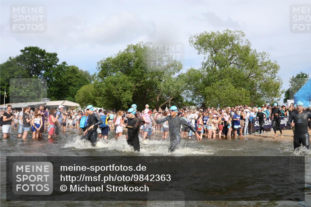21.06.2026 - Viking Triathlon Michael Strokosch http://msf.ph/oto/9842363 21.06.2026 10:03:15 Schwimmen 49, 58, 68, 170, 200, 202, 208, 348, 352, 356, 404, 419, 455, 467, 487 meine-sportfotos.de