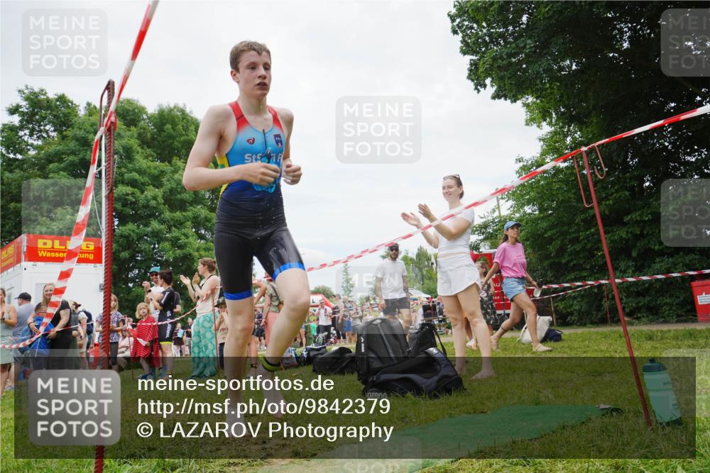 21.06.2026 - 29. Vierlanden-Triathlon LAZAROV Photography http://msf.ph/oto/9842379 21.06.2026 14:39:19 Schwimmen 1234 meine-sportfotos.de