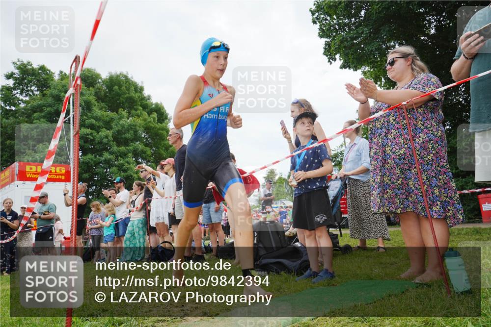 21.06.2026 - 29. Vierlanden-Triathlon LAZAROV Photography http://msf.ph/oto/9842394 21.06.2026 14:48:30 Schwimmen  meine-sportfotos.de