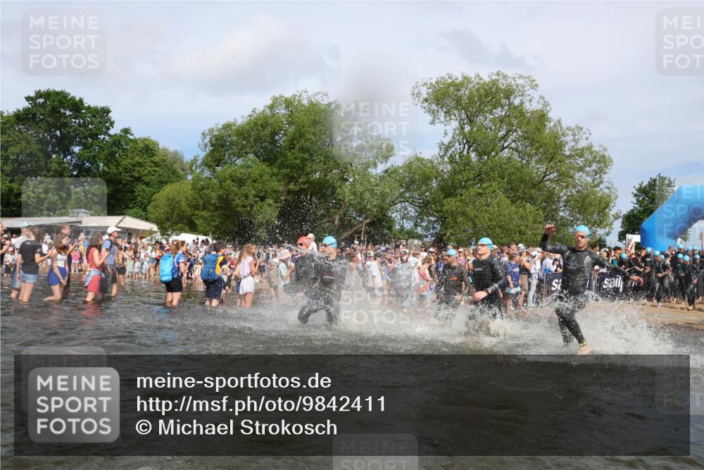 21.06.2026 - Viking Triathlon Michael Strokosch http://msf.ph/oto/9842411 21.06.2026 10:03:24 Schwimmen 58, 84, 118, 143, 202, 303, 328, 364, 419, 455, 457, 487, 556, 656, 667 meine-sportfotos.de