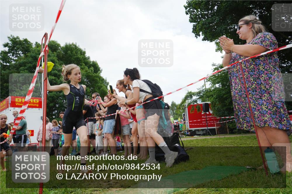 21.06.2026 - 29. Vierlanden-Triathlon LAZAROV Photography http://msf.ph/oto/9842534 21.06.2026 14:50:09 Schwimmen  meine-sportfotos.de