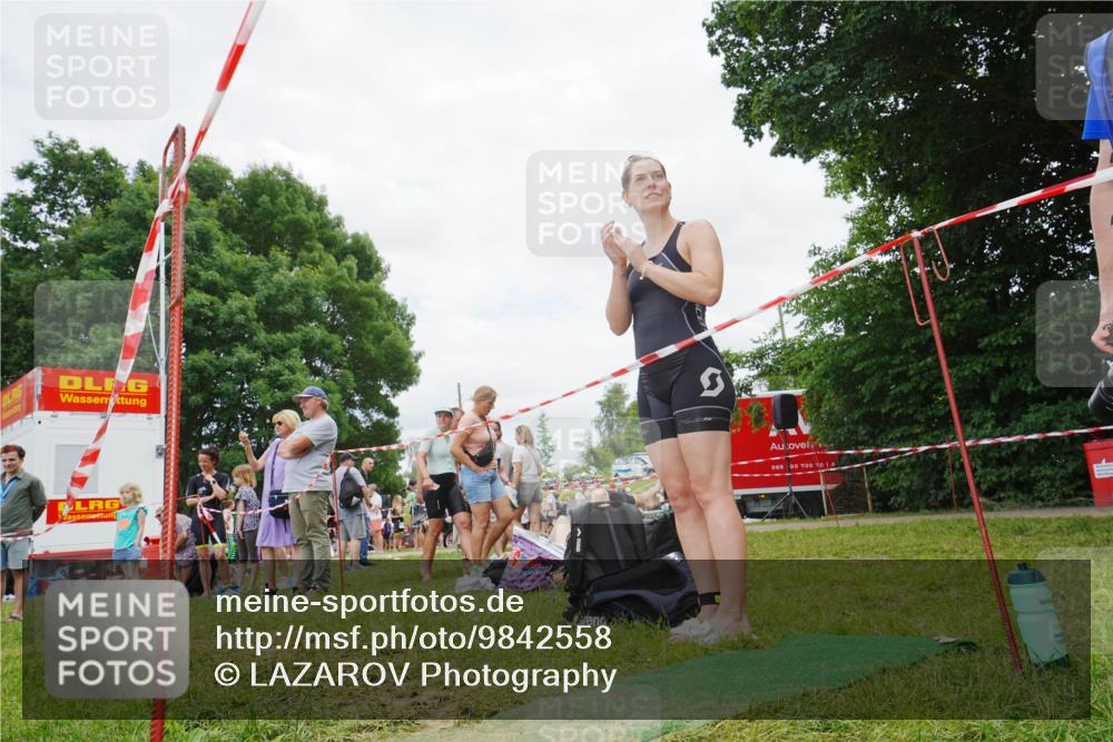 21.06.2026 - 29. Vierlanden-Triathlon LAZAROV Photography http://msf.ph/oto/9842558 21.06.2026 15:01:34 Schwimmen  meine-sportfotos.de