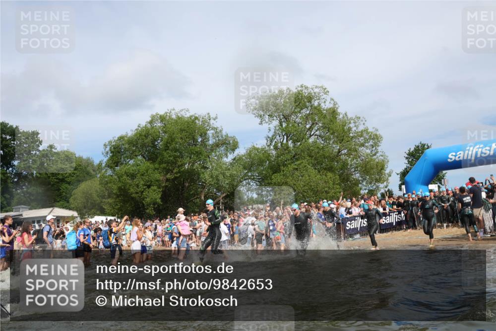 21.06.2026 - Viking Triathlon Michael Strokosch http://msf.ph/oto/9842653 21.06.2026 10:04:13 Schwimmen 195, 197, 205, 213, 227, 239, 243, 256, 269, 279, 333, 377, 397, 400, 411, 496, 526, 654, 666 meine-sportfotos.de
