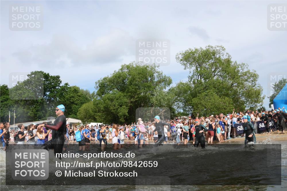 21.06.2026 - Viking Triathlon Michael Strokosch http://msf.ph/oto/9842659 21.06.2026 10:04:15 Schwimmen 96, 205, 213, 227, 239, 243, 256, 269, 377, 397, 400, 411, 496, 526, 666 meine-sportfotos.de