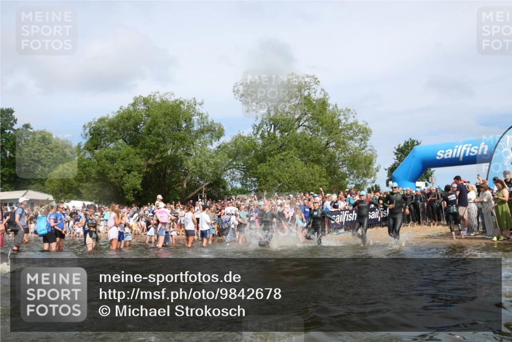 21.06.2026 - Viking Triathlon Michael Strokosch http://msf.ph/oto/9842678 21.06.2026 10:04:22 Schwimmen 96, 132, 179, 205, 213, 227, 239, 241, 256, 377, 411, 526, 602, 614, 666 meine-sportfotos.de