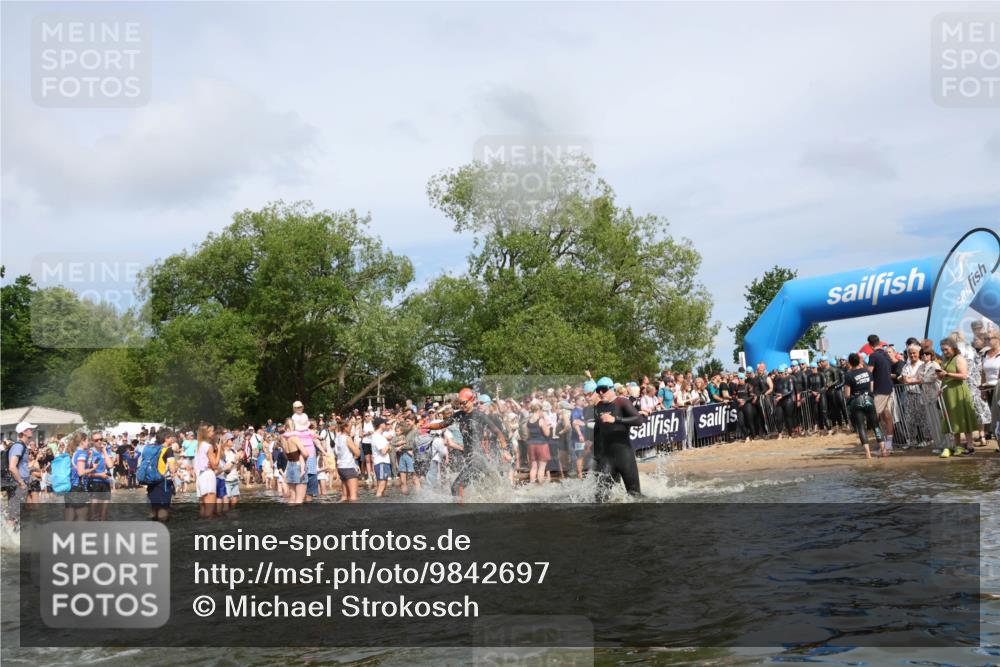 21.06.2026 - Viking Triathlon Michael Strokosch http://msf.ph/oto/9842697 21.06.2026 10:04:29 Schwimmen 125, 132, 167, 179, 241, 358, 398, 425, 465, 473, 590, 602, 614, 647, 658 meine-sportfotos.de