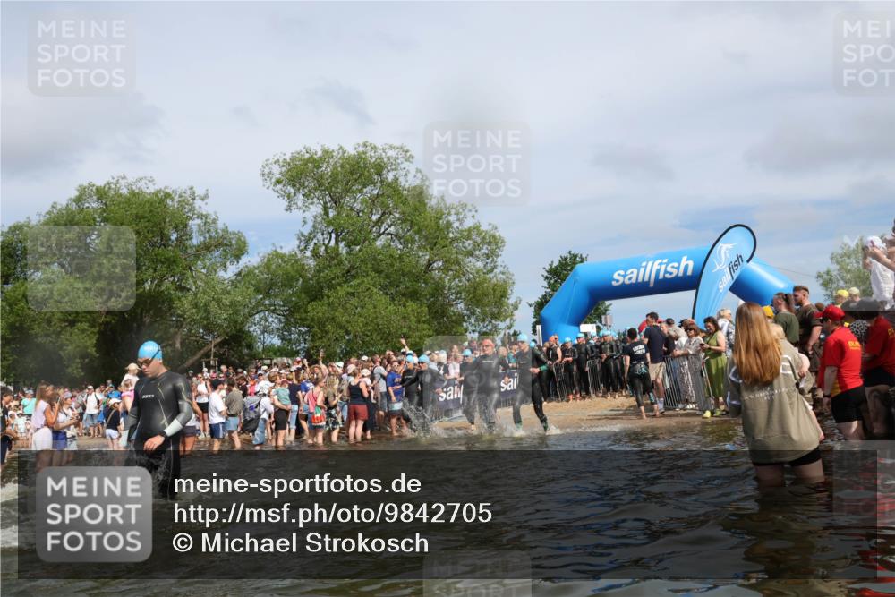 21.06.2026 - Viking Triathlon Michael Strokosch http://msf.ph/oto/9842705 21.06.2026 10:04:32 Schwimmen 125, 132, 167, 179, 241, 358, 398, 425, 465, 473, 590, 602, 614, 647, 658 meine-sportfotos.de