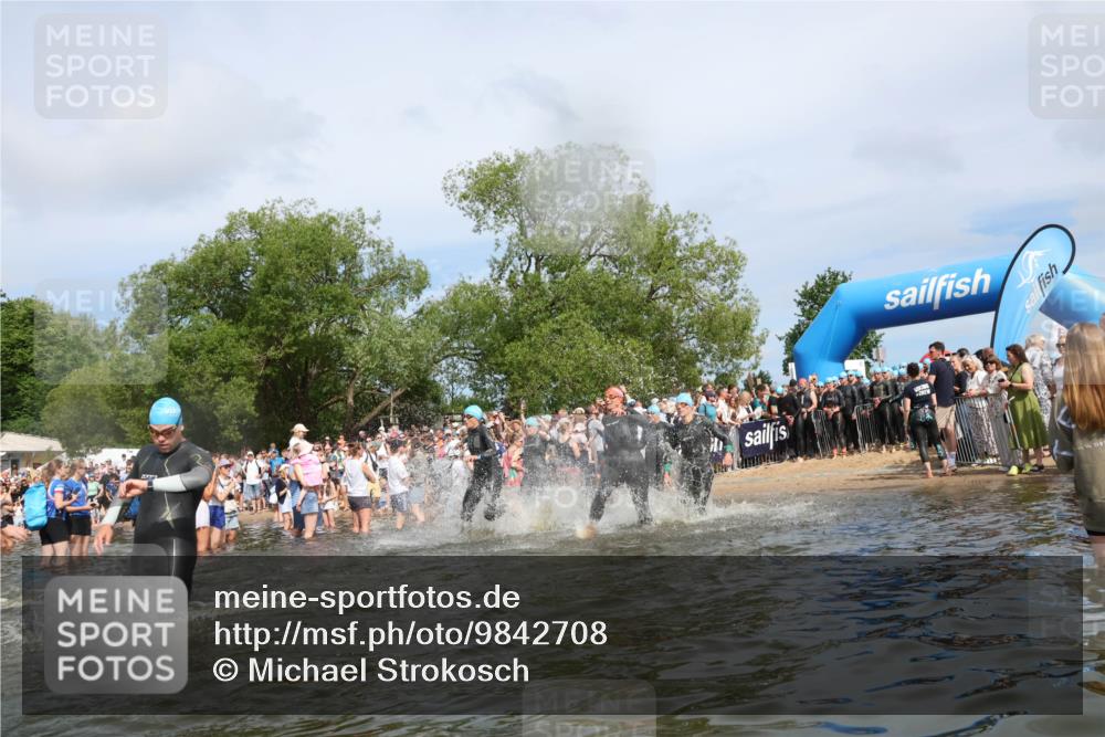 21.06.2026 - Viking Triathlon Michael Strokosch http://msf.ph/oto/9842708 21.06.2026 10:04:33 Schwimmen 125, 132, 167, 232, 241, 349, 358, 398, 425, 465, 473, 590, 647, 658 meine-sportfotos.de