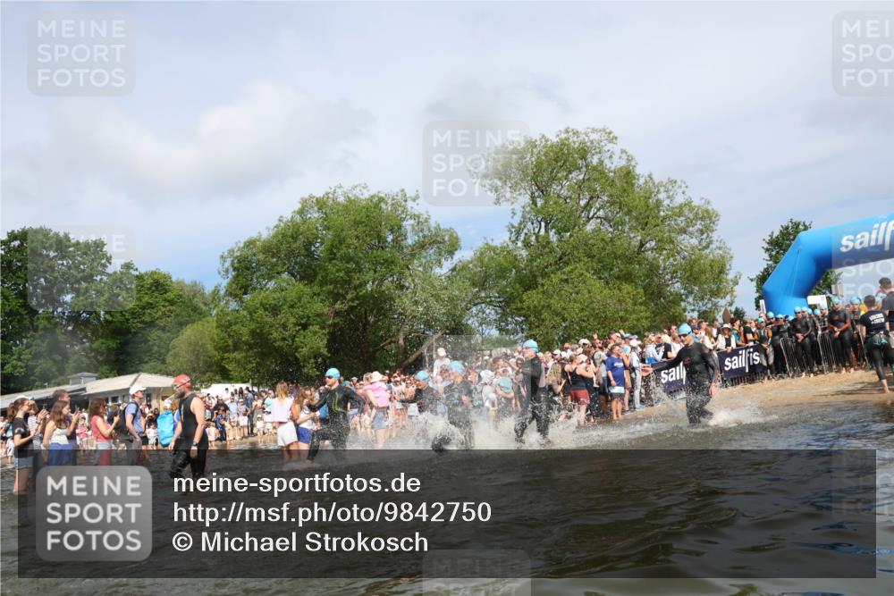 21.06.2026 - Viking Triathlon Michael Strokosch http://msf.ph/oto/9842750 21.06.2026 10:04:49 Schwimmen 22, 34, 44, 150, 175, 214, 231, 247, 286, 351, 355 meine-sportfotos.de