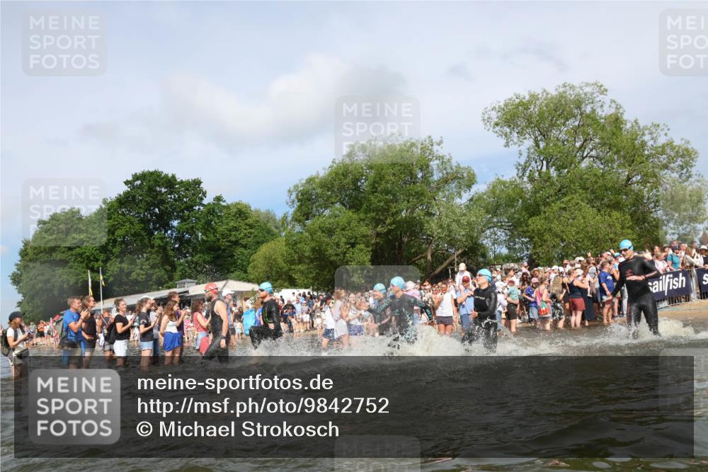 21.06.2026 - Viking Triathlon Michael Strokosch http://msf.ph/oto/9842752 21.06.2026 10:04:49 Schwimmen 22, 34, 44, 150, 175, 214, 231, 247, 286, 351, 355 meine-sportfotos.de