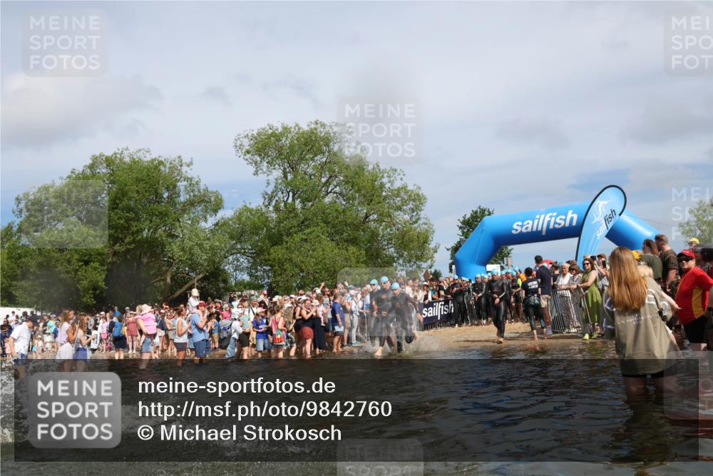 21.06.2026 - Viking Triathlon Michael Strokosch http://msf.ph/oto/9842760 21.06.2026 10:04:53 Schwimmen 22, 34, 175, 214, 286, 351, 353, 355, 456, 492, 508 meine-sportfotos.de
