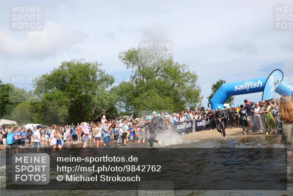 21.06.2026 - Viking Triathlon Michael Strokosch http://msf.ph/oto/9842762 21.06.2026 10:04:53 Schwimmen 22, 34, 175, 214, 286, 351, 353, 355, 456, 492, 508 meine-sportfotos.de