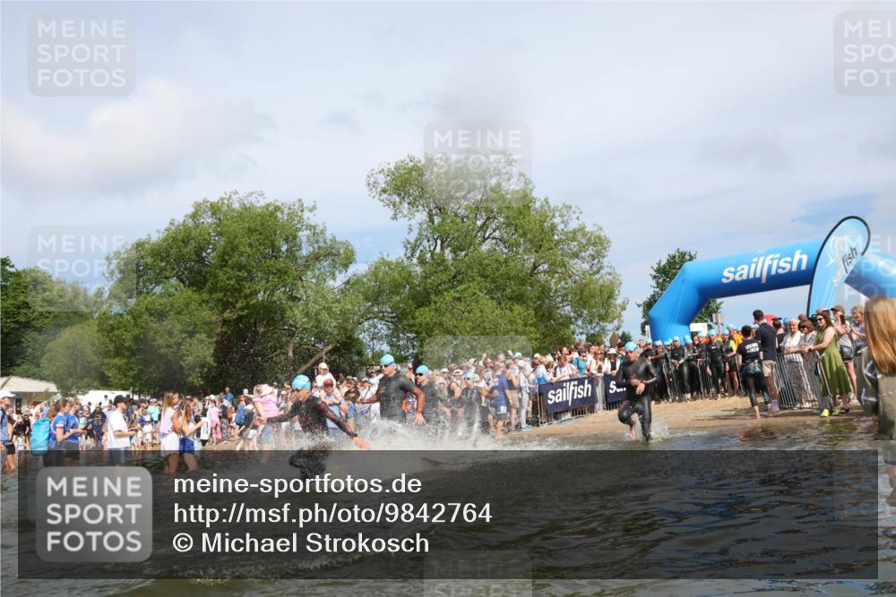 21.06.2026 - Viking Triathlon Michael Strokosch http://msf.ph/oto/9842764 21.06.2026 10:04:54 Schwimmen 22, 34, 175, 214, 286, 318, 350, 351, 353, 456, 461, 492, 508, 516, 650 meine-sportfotos.de