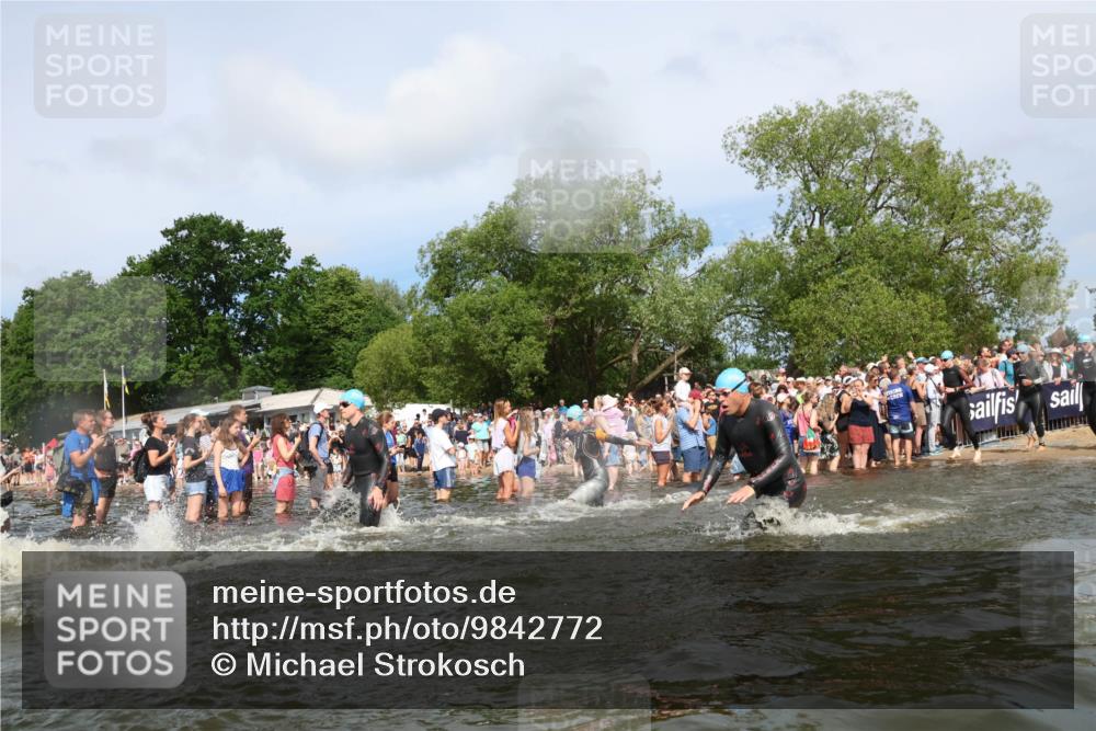 21.06.2026 - Viking Triathlon Michael Strokosch http://msf.ph/oto/9842772 21.06.2026 10:04:57 Schwimmen 22, 34, 175, 214, 286, 318, 350, 351, 353, 456, 461, 492, 508, 516, 650 meine-sportfotos.de