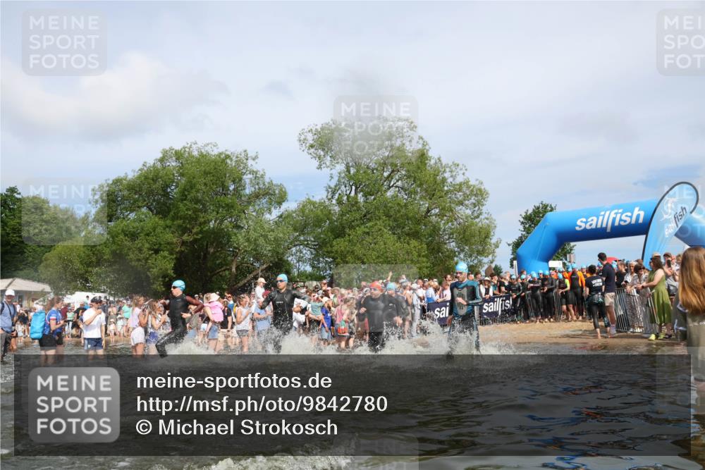 21.06.2026 - Viking Triathlon Michael Strokosch http://msf.ph/oto/9842780 21.06.2026 10:04:59 Schwimmen 214, 225, 297, 304, 318, 350, 353, 442, 456, 461, 492, 497, 508, 516, 650 meine-sportfotos.de