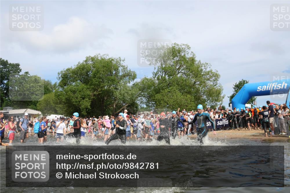 21.06.2026 - Viking Triathlon Michael Strokosch http://msf.ph/oto/9842781 21.06.2026 10:05:00 Schwimmen 214, 225, 297, 304, 318, 350, 353, 442, 456, 461, 492, 497, 508, 516, 650 meine-sportfotos.de