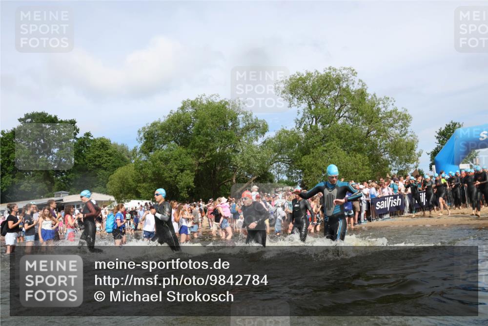 21.06.2026 - Viking Triathlon Michael Strokosch http://msf.ph/oto/9842784 21.06.2026 10:05:01 Schwimmen 214, 225, 297, 304, 318, 350, 353, 442, 456, 461, 492, 497, 508, 516, 650 meine-sportfotos.de