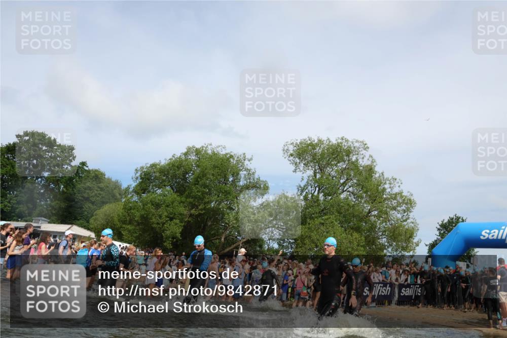 21.06.2026 - Viking Triathlon Michael Strokosch http://msf.ph/oto/9842871 21.06.2026 10:05:35 Schwimmen 88, 134, 234, 262, 276, 330, 331, 387, 399, 414, 452, 471, 482, 520, 663 meine-sportfotos.de