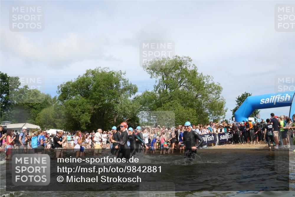 21.06.2026 - Viking Triathlon Michael Strokosch http://msf.ph/oto/9842881 21.06.2026 10:05:40 Schwimmen 45, 134, 234, 262, 276, 316, 387, 393, 399, 471, 482, 520, 528, 578, 663 meine-sportfotos.de