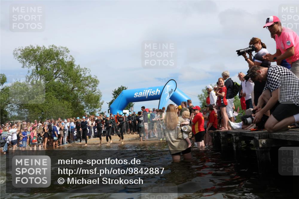 21.06.2026 - Viking Triathlon Michael Strokosch http://msf.ph/oto/9842887 21.06.2026 10:05:42 Schwimmen 45, 134, 234, 262, 276, 316, 387, 393, 399, 471, 482, 520, 528, 578, 663 meine-sportfotos.de