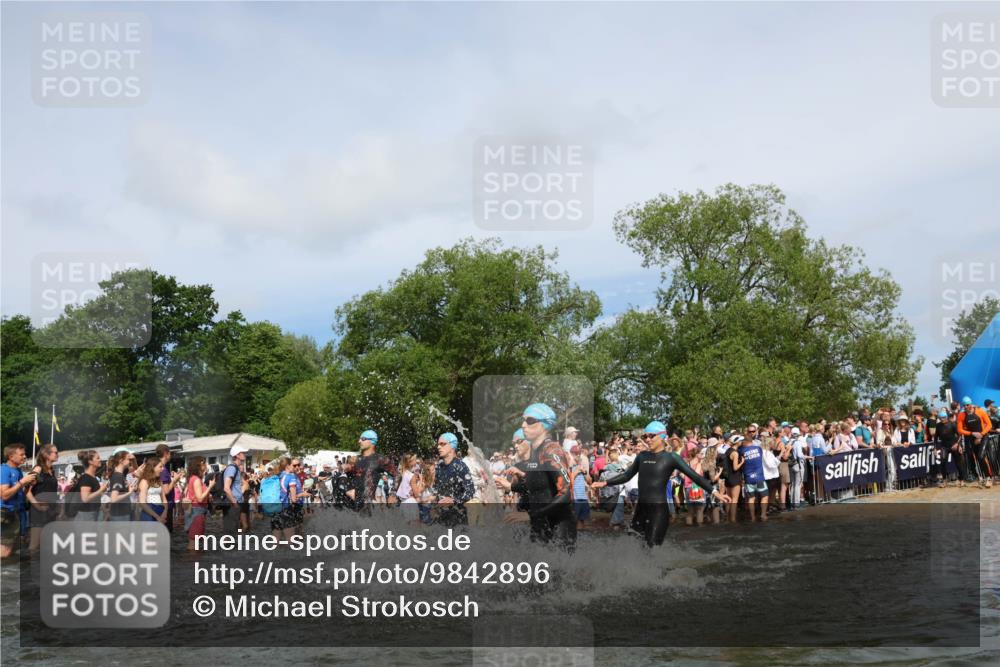 21.06.2026 - Viking Triathlon Michael Strokosch http://msf.ph/oto/9842896 21.06.2026 10:05:45 Schwimmen 45, 78, 160, 183, 193, 234, 316, 387, 393, 399, 482, 528, 567, 578, 663 meine-sportfotos.de