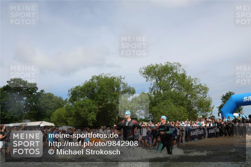 21.06.2026 - Viking Triathlon Michael Strokosch http://msf.ph/oto/9842908 21.06.2026 10:05:50 Schwimmen 45, 78, 156, 160, 183, 193, 282, 316, 393, 498, 505, 528, 563, 567, 578 meine-sportfotos.de
