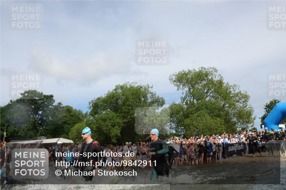 21.06.2026 - Viking Triathlon Michael Strokosch http://msf.ph/oto/9842911 21.06.2026 10:05:51 Schwimmen 45, 78, 156, 160, 183, 193, 282, 316, 393, 498, 505, 528, 563, 567, 578 meine-sportfotos.de
