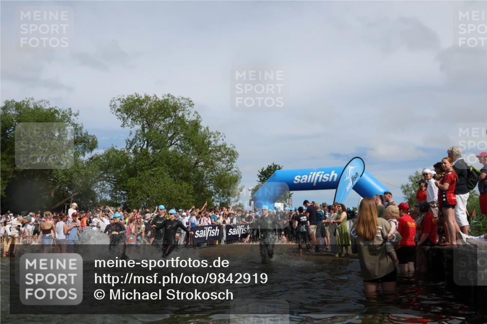 21.06.2026 - Viking Triathlon Michael Strokosch http://msf.ph/oto/9842919 21.06.2026 10:05:54 Schwimmen 78, 91, 93, 156, 160, 183, 193, 259, 261, 282, 498, 505, 528, 563, 567 meine-sportfotos.de