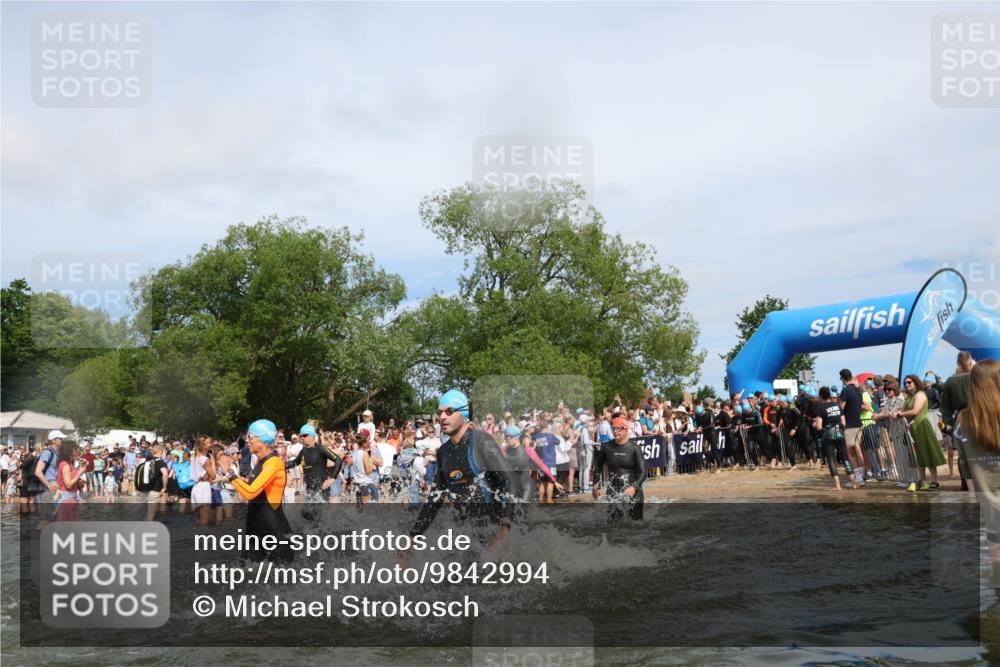 21.06.2026 - Viking Triathlon Michael Strokosch http://msf.ph/oto/9842994 21.06.2026 10:06:20 Schwimmen 41, 85, 184, 190, 248, 274, 312, 378, 489, 522, 533, 539, 550, 577, 603 meine-sportfotos.de