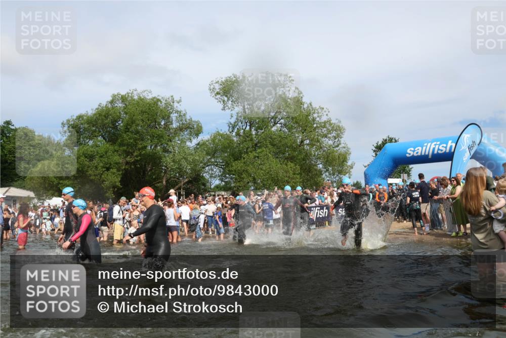 21.06.2026 - Viking Triathlon Michael Strokosch http://msf.ph/oto/9843000 21.06.2026 10:06:23 Schwimmen 41, 72, 85, 184, 190, 212, 248, 274, 312, 378, 415, 489, 522, 533, 539, 550, 577, 603 meine-sportfotos.de