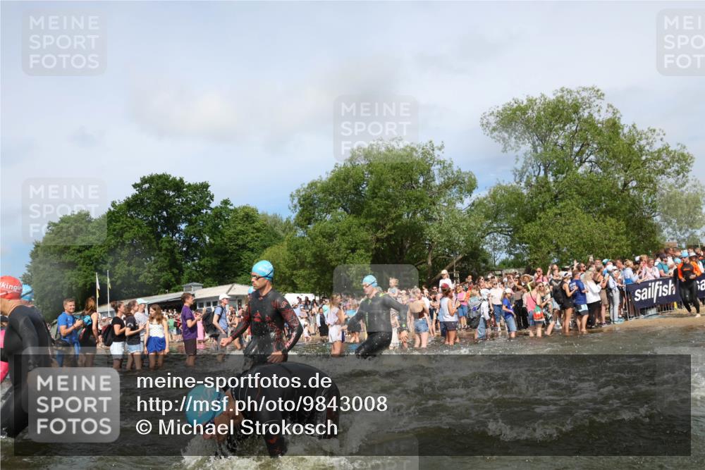 21.06.2026 - Viking Triathlon Michael Strokosch http://msf.ph/oto/9843008 21.06.2026 10:06:25 Schwimmen 56, 72, 85, 184, 188, 212, 274, 312, 415, 489, 522, 533, 539, 577, 603 meine-sportfotos.de