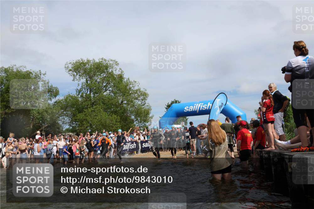21.06.2026 - Viking Triathlon Michael Strokosch http://msf.ph/oto/9843010 21.06.2026 10:06:27 Schwimmen 56, 72, 85, 184, 188, 212, 274, 312, 415, 489, 522, 533, 539, 577, 603 meine-sportfotos.de
