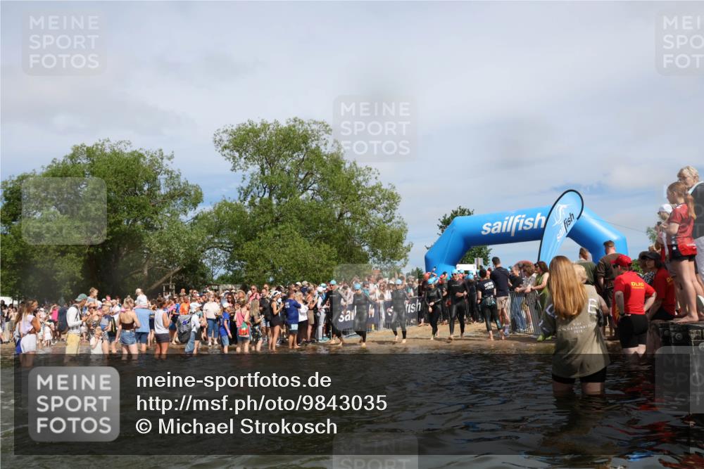 21.06.2026 - Viking Triathlon Michael Strokosch http://msf.ph/oto/9843035 21.06.2026 10:06:37 Schwimmen 56, 72, 138, 151, 177, 188, 206, 212, 260, 321, 326, 415, 445, 616, 619 meine-sportfotos.de