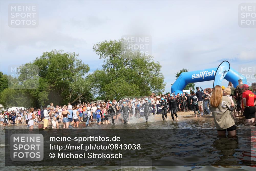 21.06.2026 - Viking Triathlon Michael Strokosch http://msf.ph/oto/9843038 21.06.2026 10:06:38 Schwimmen 56, 138, 151, 177, 188, 206, 260, 321, 326, 429, 444, 445, 616, 619 meine-sportfotos.de