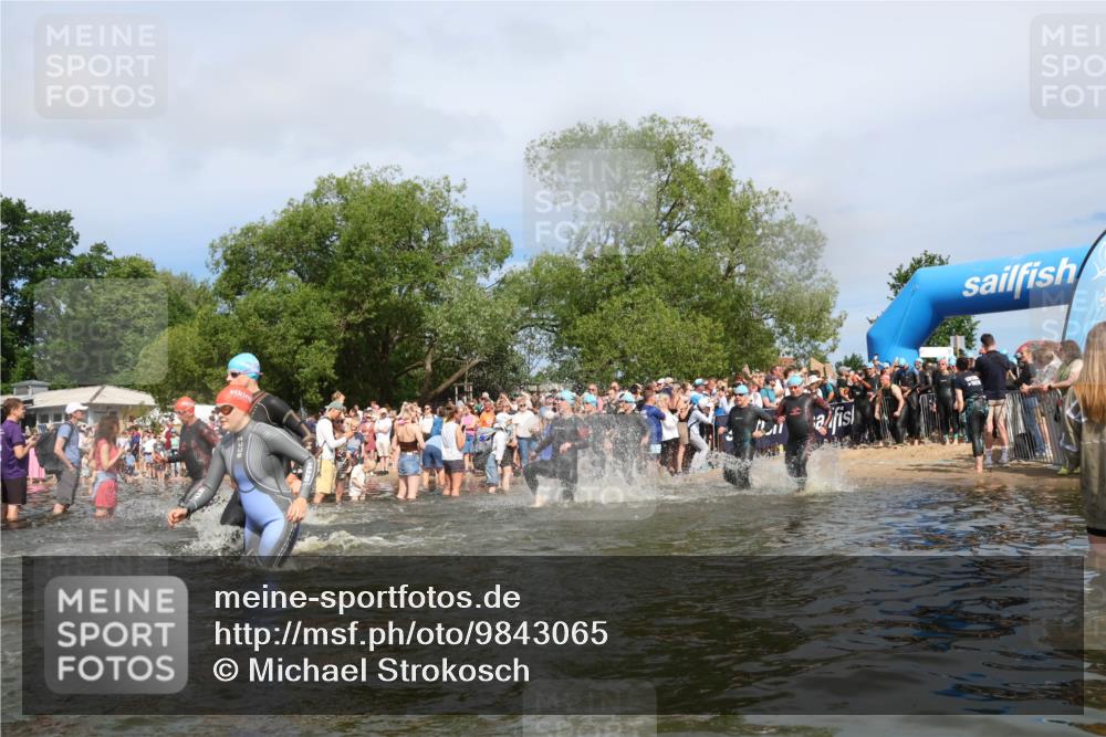 21.06.2026 - Viking Triathlon Michael Strokosch http://msf.ph/oto/9843065 21.06.2026 10:06:48 Schwimmen 138, 166, 206, 245, 260, 310, 321, 326, 429, 444, 464, 495, 609, 618, 638, 641 meine-sportfotos.de