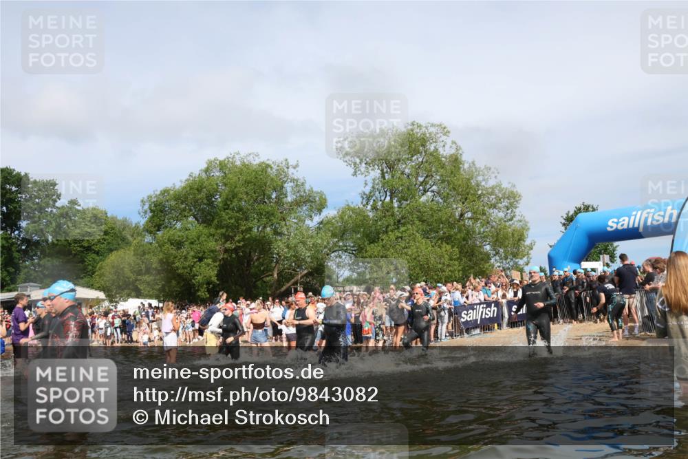 21.06.2026 - Viking Triathlon Michael Strokosch http://msf.ph/oto/9843082 21.06.2026 10:06:54 Schwimmen 54, 60, 94, 123, 166, 245, 310, 314, 449, 464, 495, 609, 615, 668 meine-sportfotos.de