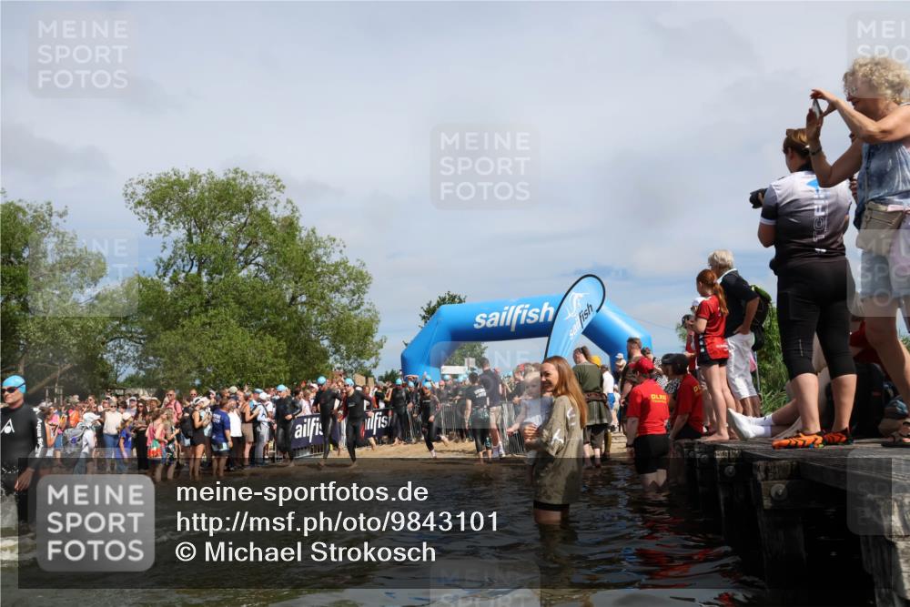 21.06.2026 - Viking Triathlon Michael Strokosch http://msf.ph/oto/9843101 21.06.2026 10:07:01 Schwimmen 37, 54, 60, 69, 94, 123, 307, 314, 329, 345, 369, 449, 609, 615, 668 meine-sportfotos.de