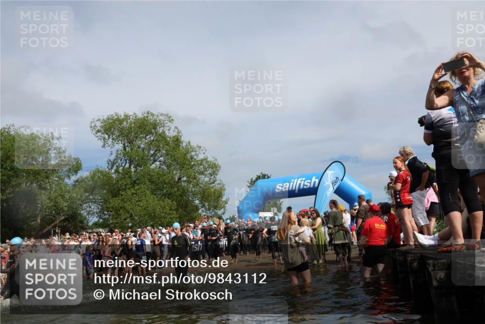 21.06.2026 - Viking Triathlon Michael Strokosch http://msf.ph/oto/9843112 21.06.2026 10:07:06 Schwimmen 37, 60, 69, 94, 123, 135, 289, 307, 314, 329, 345, 369, 470, 523, 555 meine-sportfotos.de