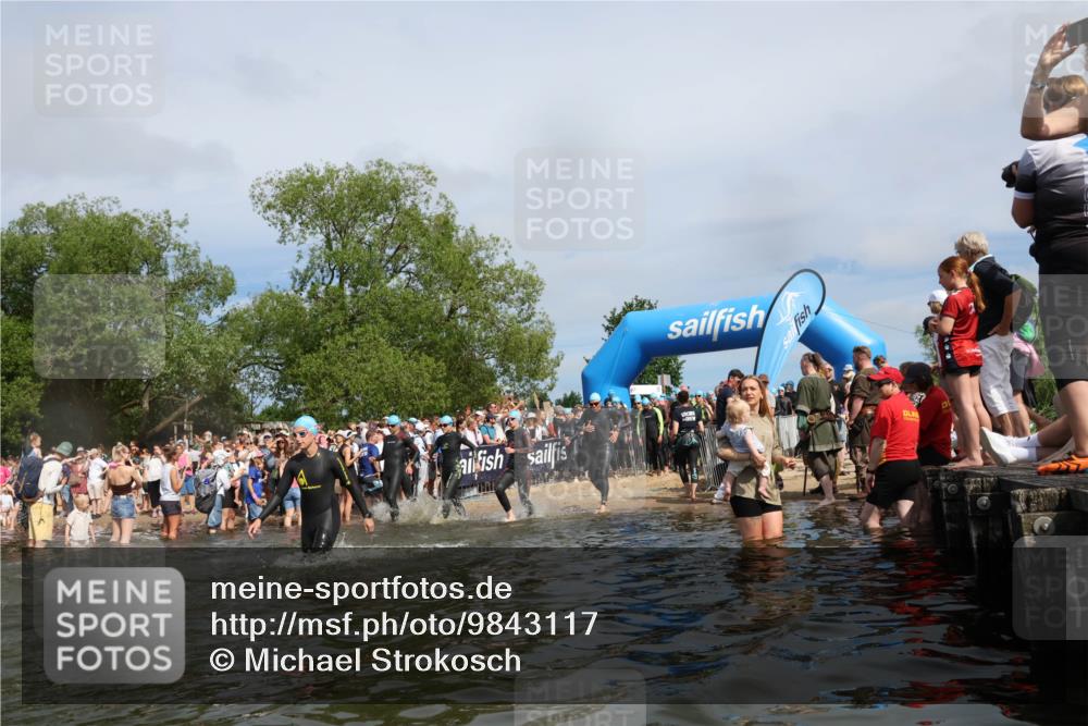 21.06.2026 - Viking Triathlon Michael Strokosch http://msf.ph/oto/9843117 21.06.2026 10:07:07 Schwimmen 37, 60, 69, 94, 123, 135, 289, 307, 314, 329, 345, 369, 470, 523, 555 meine-sportfotos.de