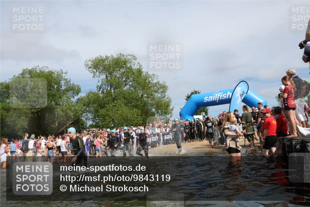 21.06.2026 - Viking Triathlon Michael Strokosch http://msf.ph/oto/9843119 21.06.2026 10:07:08 Schwimmen 37, 60, 69, 94, 116, 123, 135, 289, 307, 314, 329, 345, 369, 390, 470, 523, 555, 574, 662 meine-sportfotos.de