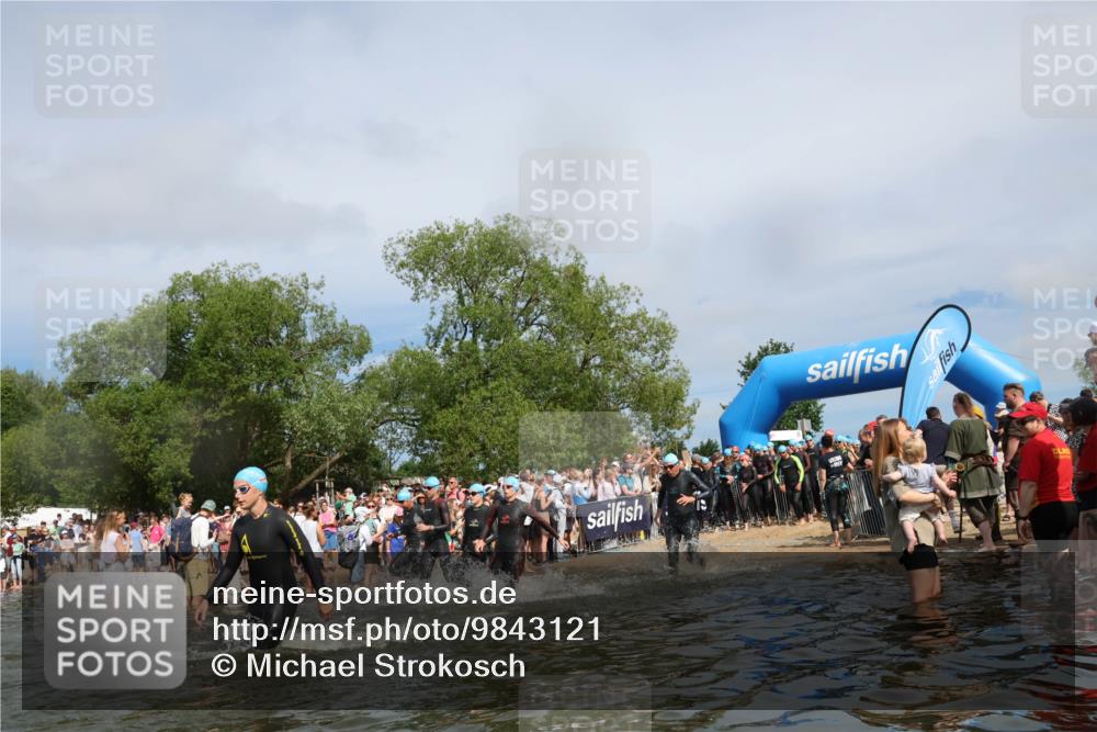 21.06.2026 - Viking Triathlon Michael Strokosch http://msf.ph/oto/9843121 21.06.2026 10:07:09 Schwimmen 37, 69, 116, 135, 289, 307, 329, 345, 369, 390, 470, 483, 523, 555, 574, 662 meine-sportfotos.de
