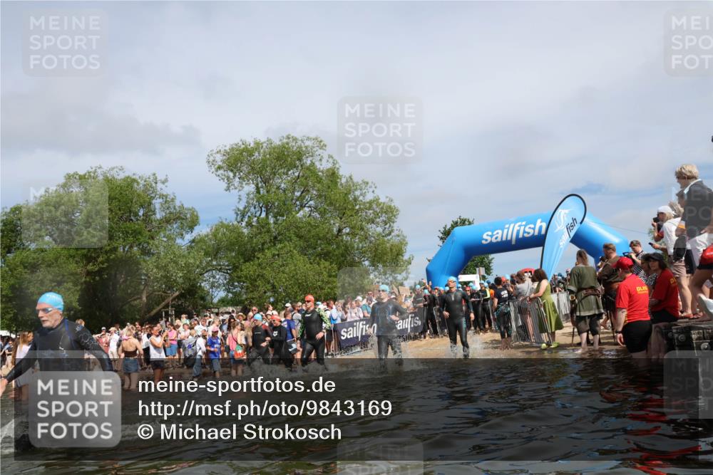 21.06.2026 - Viking Triathlon Michael Strokosch http://msf.ph/oto/9843169 21.06.2026 10:07:29 Schwimmen 24, 76, 107, 115, 158, 209, 253, 258, 306, 346, 403, 510, 540, 605, 624, 628, 659 meine-sportfotos.de