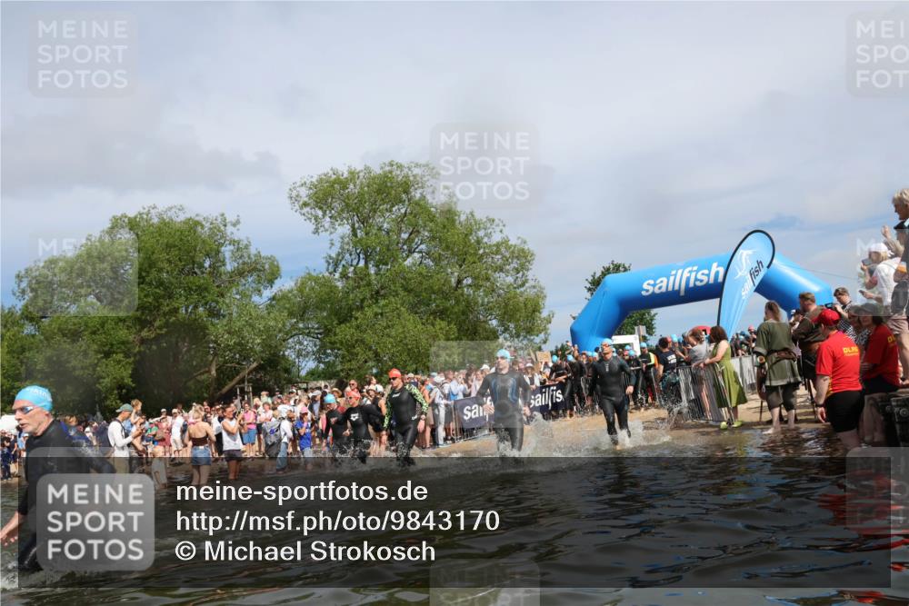 21.06.2026 - Viking Triathlon Michael Strokosch http://msf.ph/oto/9843170 21.06.2026 10:07:29 Schwimmen 24, 76, 107, 115, 158, 209, 253, 258, 306, 346, 403, 510, 540, 605, 624, 628, 659 meine-sportfotos.de