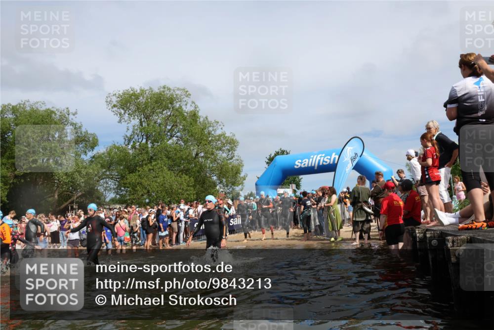 21.06.2026 - Viking Triathlon Michael Strokosch http://msf.ph/oto/9843213 21.06.2026 10:07:46 Schwimmen 36, 66, 81, 97, 124, 164, 275, 313, 363, 366, 374, 413, 448, 622, 630 meine-sportfotos.de