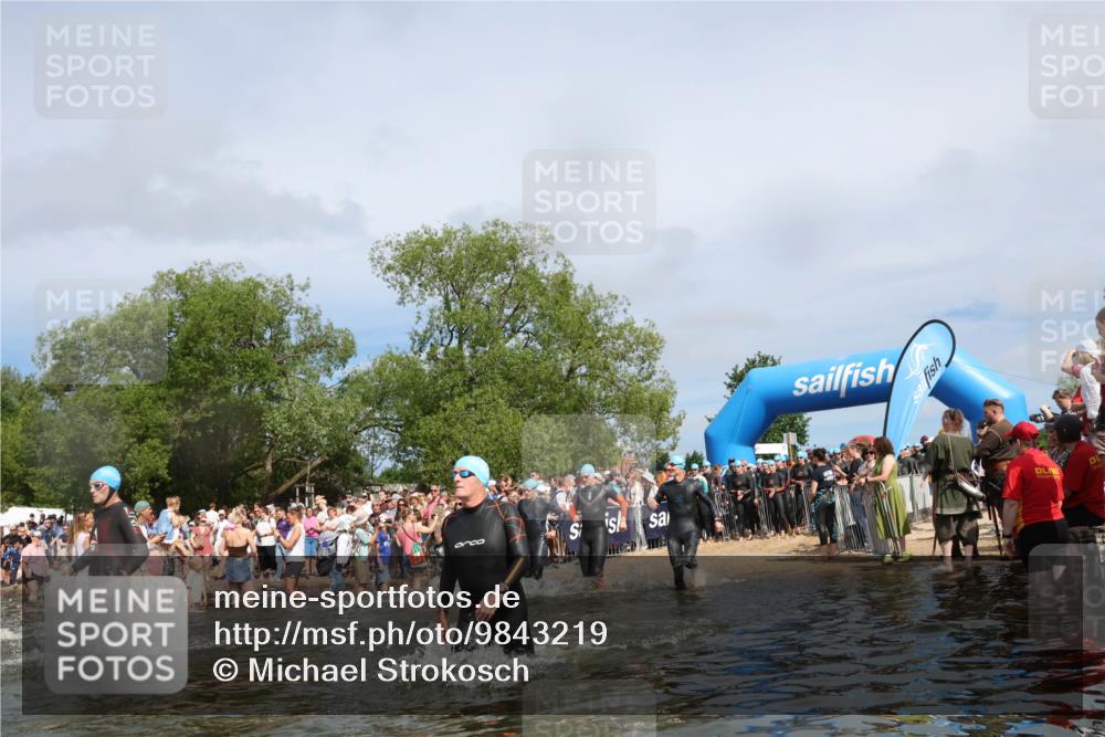 21.06.2026 - Viking Triathlon Michael Strokosch http://msf.ph/oto/9843219 21.06.2026 10:07:48 Schwimmen 36, 66, 81, 97, 124, 363, 374, 413, 448, 622, 630 meine-sportfotos.de
