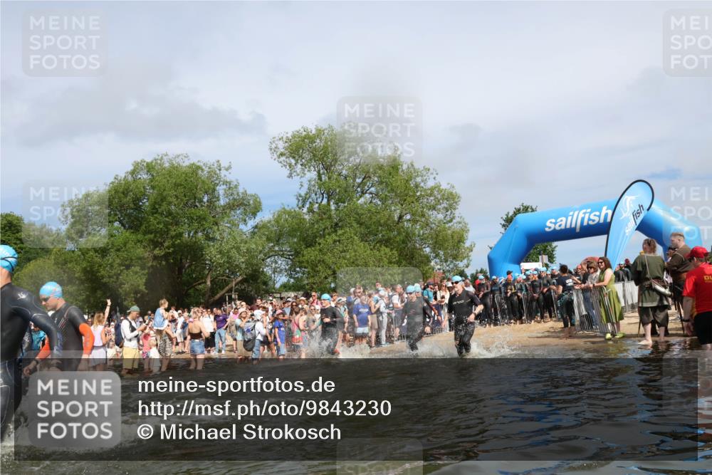 21.06.2026 - Viking Triathlon Michael Strokosch http://msf.ph/oto/9843230 21.06.2026 10:07:53 Schwimmen 36, 81, 97, 124, 217, 257, 295, 298, 363, 374, 388, 413, 448, 494, 622, 630 meine-sportfotos.de