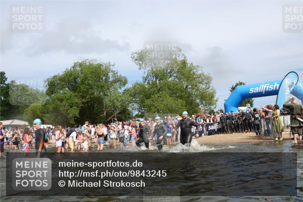 21.06.2026 - Viking Triathlon Michael Strokosch http://msf.ph/oto/9843245 21.06.2026 10:07:59 Schwimmen 57, 71, 178, 217, 257, 295, 298, 388, 424, 494, 534, 607, 635 meine-sportfotos.de