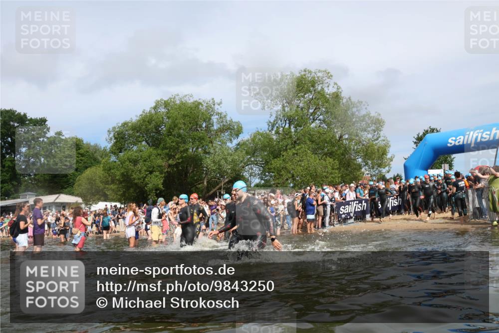 21.06.2026 - Viking Triathlon Michael Strokosch http://msf.ph/oto/9843250 21.06.2026 10:08:01 Schwimmen 57, 71, 178, 182, 217, 257, 295, 298, 388, 424, 427, 494, 534, 607, 635 meine-sportfotos.de