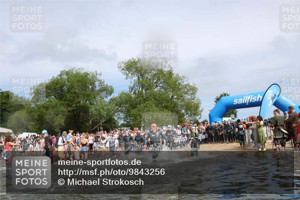 21.06.2026 - Viking Triathlon Michael Strokosch http://msf.ph/oto/9843256 21.06.2026 10:08:04 Schwimmen 57, 71, 178, 182, 257, 424, 427, 534, 607, 635 meine-sportfotos.de