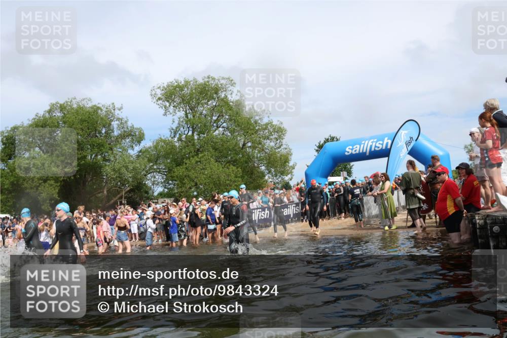 21.06.2026 - Viking Triathlon Michael Strokosch http://msf.ph/oto/9843324 21.06.2026 10:08:33 Schwimmen 48, 133, 168, 192, 207, 222, 254, 317, 322, 354, 375, 376, 571, 613, 629 meine-sportfotos.de